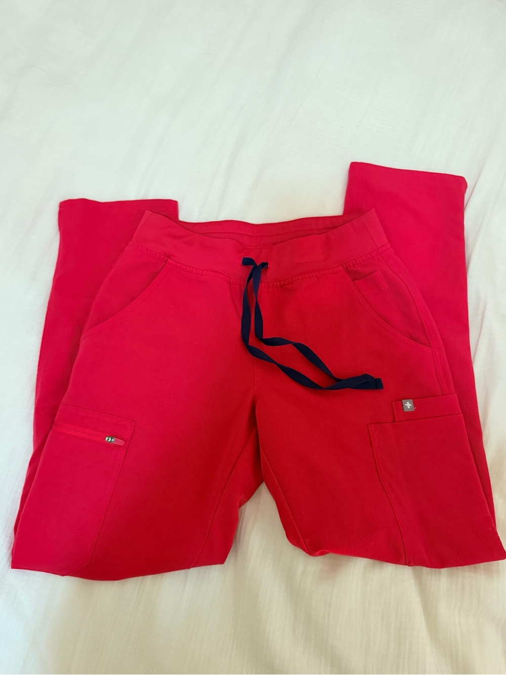XS Yola skinny scrub pants